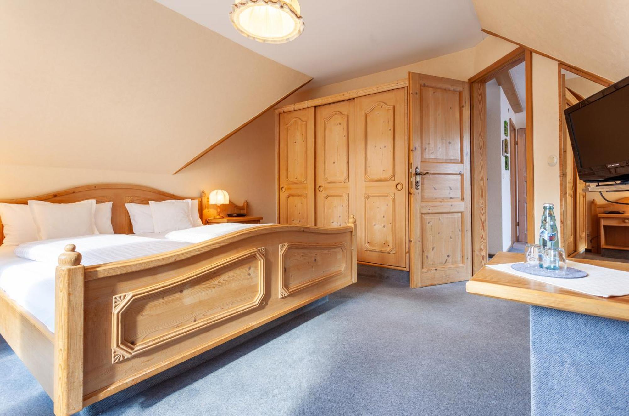 Hotel Sauerlaender Hof Willingen  Dış mekan fotoğraf